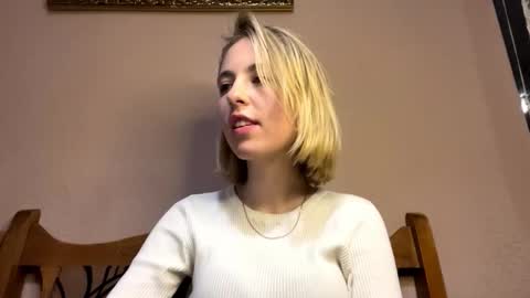 Tessa  online show from February 10, 6:11 pm