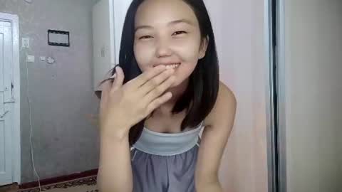 Lily online show from July 9, 12:20 pm