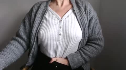 Maryil online show from December 31, 9:53 am