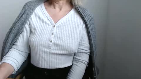 Maryil online show from December 29, 4:08 pm