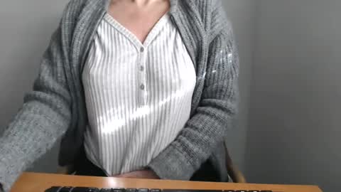 Maryil online show from January 3, 10:20 am