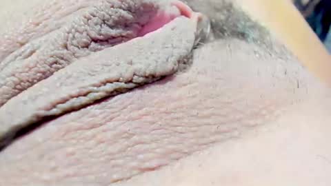 Snapshot of maryjoe11 chatting on March 4, 2:27 am maryjoe11 online show from March 4, 2:27 am