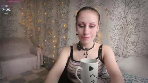 Mary Lou online show from May 6, 8:09 am