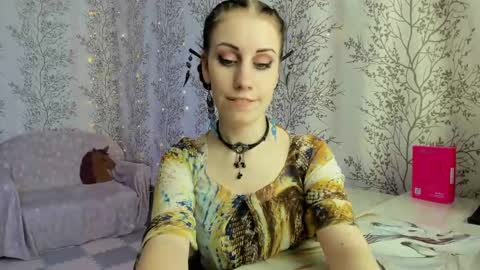 Snapshot of marylou_ chatting on March 11, 7:24 am Mary Lou online show from March 11, 7:24 am