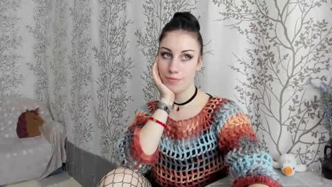 Snapshot of marylou_ chatting on December 8, 6:22 am Mary Lou online show from December 8, 6:22 am