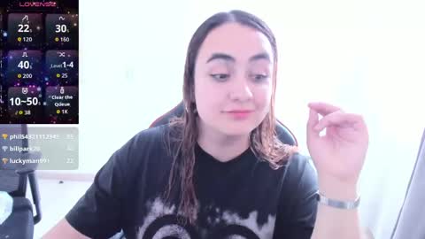 Dulce Maria online show from April 23, 6:42 pm