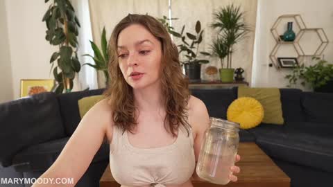 Mary Moody online show from February 28, 10:36 pm