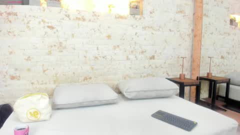 maryy campbell online show from April 9, 11:05 am