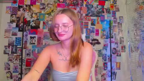 maryyy_may online show from October 13, 5:48 pm