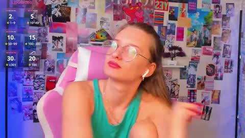 maryyy_may online show from October 18, 6:45 pm