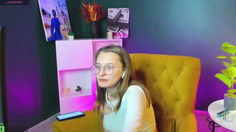 maryyy_may online show from October 22, 2:48 am