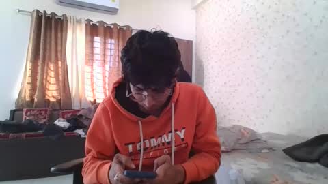 Mask Boy online show from November 13, 3:53 am