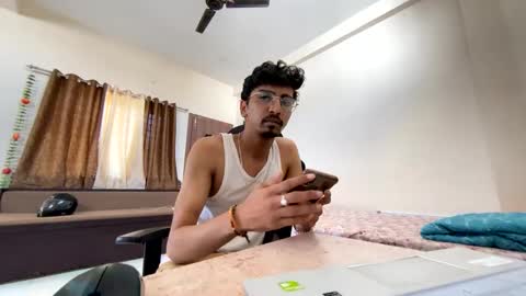 Mask Boy online show from February 19, 6:33 am