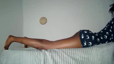 masked_shy_girl online show from April 12, 1:59 pm