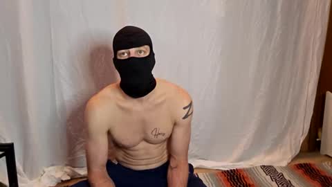 maskedyogaman online show from February 6, 4:05 am