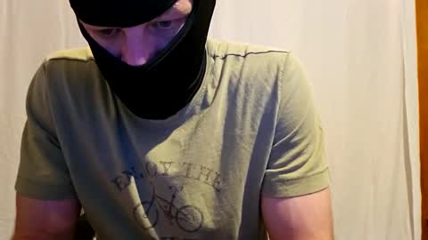 maskedyogaman online show from February 25, 2:59 am