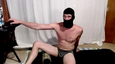 maskedyogaman online show from April 21, 2:51 am