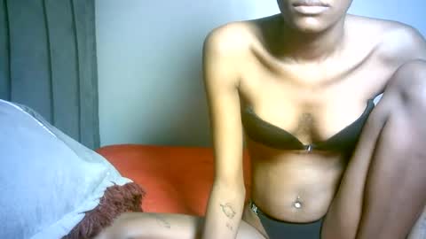maskgang001 online show from July 31, 3:07 am