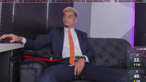 I am Massimo online show from January 12, 4:14 pm