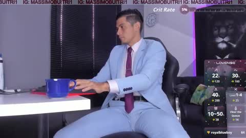 I am Massimo online show from September 28, 1:53 pm