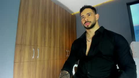 massimo online show from April 19, 8:11 pm