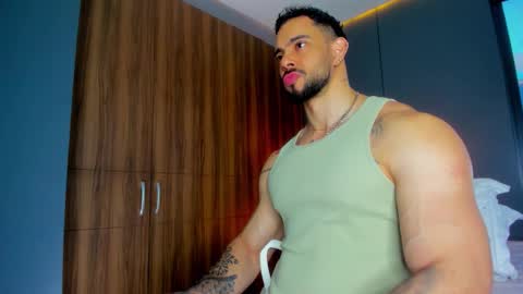 massimo online show from February 19, 2:05 pm