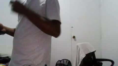 masterblack6666 online show from April 16, 2:55 am