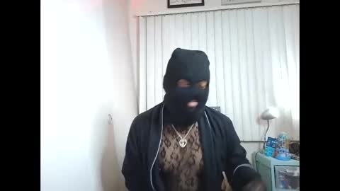 Master Frenchies online show from November 1, 9:30 am