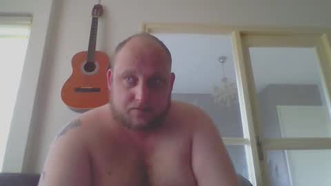 mastrubeertje1988 online show from October 1, 8:35 am