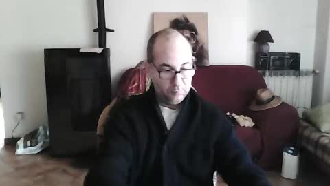 Snapshot of mat11efou chatting on February 27, 1:28 pm mat11efou online show from February 27, 1:28 pm