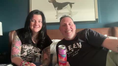 Jer and Kel online show from May 4, 9:10 pm