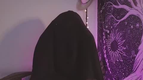 Mateo online show from November 23, 10:08 pm