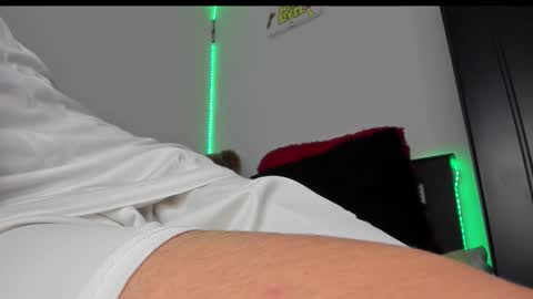 mateo_escobar online show from December 17, 4:52 am