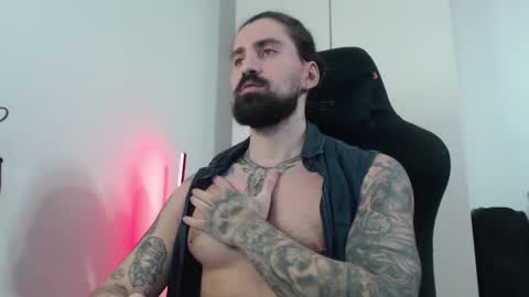 mateohalifa online show from December 4, 2:05 pm