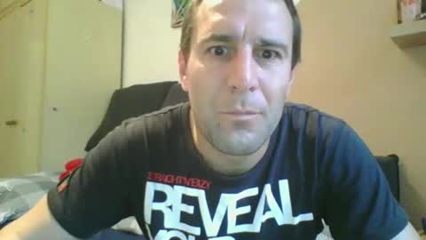 Saknoel online show from December 11, 10:36 am