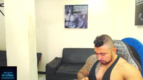 Mateo online show from April 21, 5:31 pm