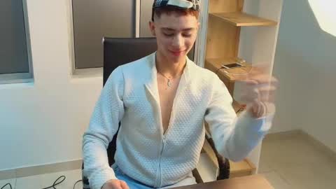 Snapshot of matheomontclair chatting on October 10, 11:53 pm Matheo Montclair online show from October 10, 11:53 pm