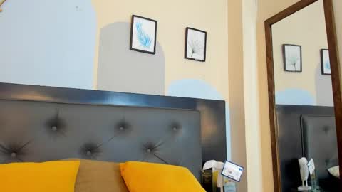 mathewboy2 online show from April 22, 11:17 am