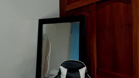 mathews_smith online show from April 3, 1:51 pm