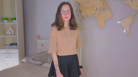 Snapshot of mathildesephton chatting on October 21, 11:37 am mathildesephton online show from October 21, 11:37 am