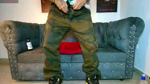 Snapshot of matias_costa chatting on October 19, 4:11 pm MATIAS COSTA online show from October 19, 4:11 pm