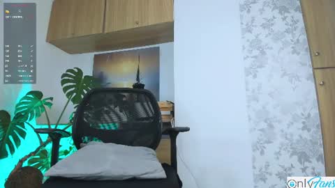 Mateo online show from July 19, 1:19 am