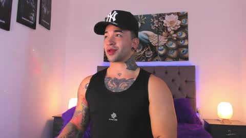 Matthew INDEPENDENT MODEL online show from May 6, 3:34 am