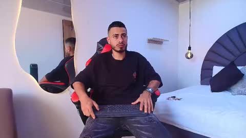 Matthew online show from February 14, 9:17 pm