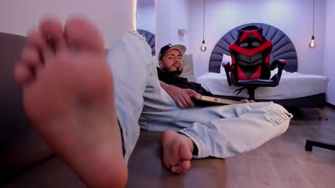 Matthew online show from February 19, 10:53 pm