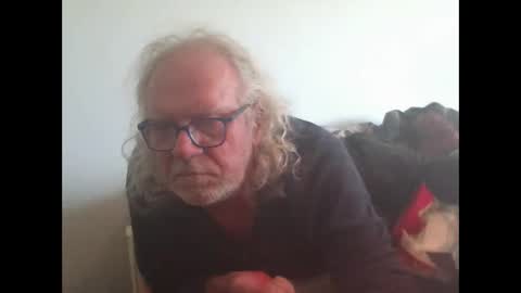 Snapshot of matthy60 chatting on September 19, 11:36 am Matthias online show from September 19, 11:36 am