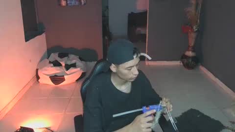 mattias     online show from February 21, 1:11 am