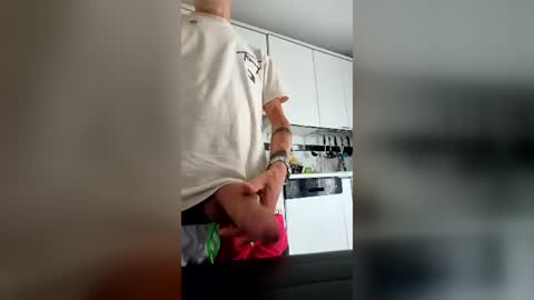 mattiatoyboyxxx online show from June 16, 8:51 am