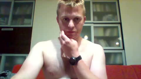 Matttthees online show from September 9, 10:10 pm