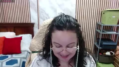 Sonia online show from March 11, 7:28 pm